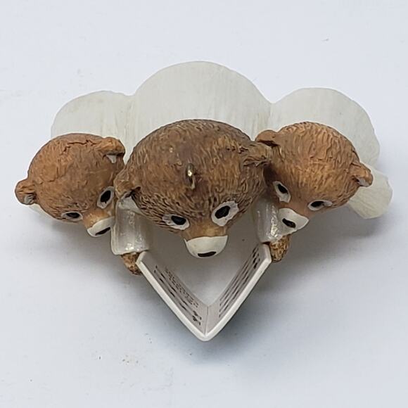 Hallmark 1991 Glee Club Bears Handcrafted Keepsake Holiday Christmas Ornament - Picture 5 of 6